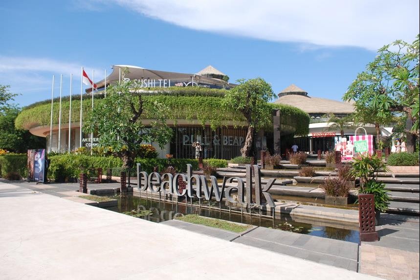 Beachwalk Shopping Center Bali