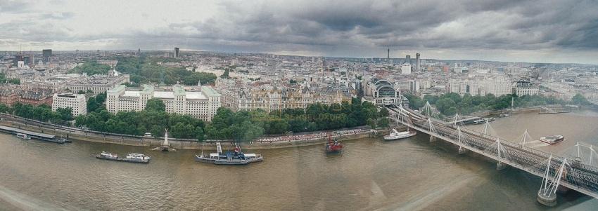 伦敦塔俯瞰议会大厦