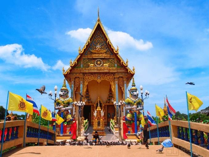 寺庙浓厚的泰国风格
