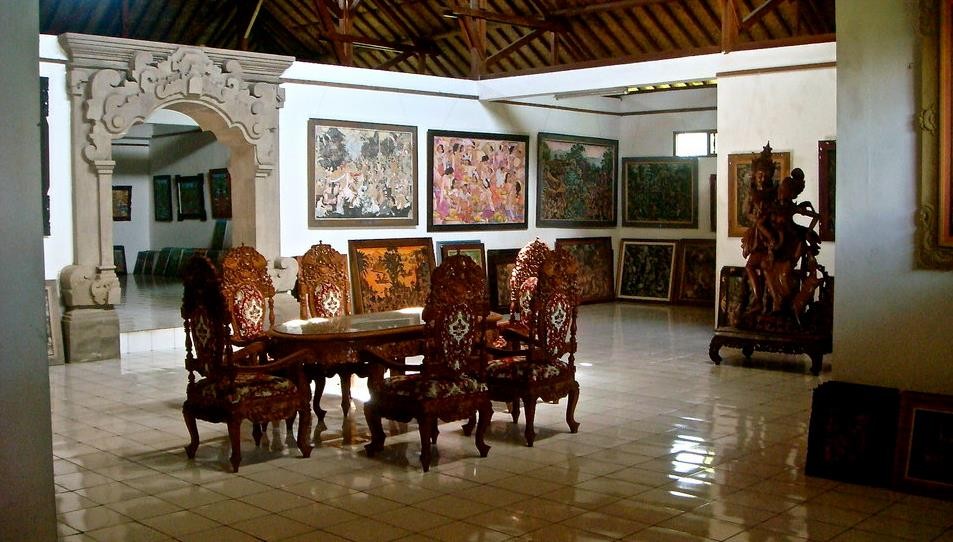 Nyoman Ada Gallery