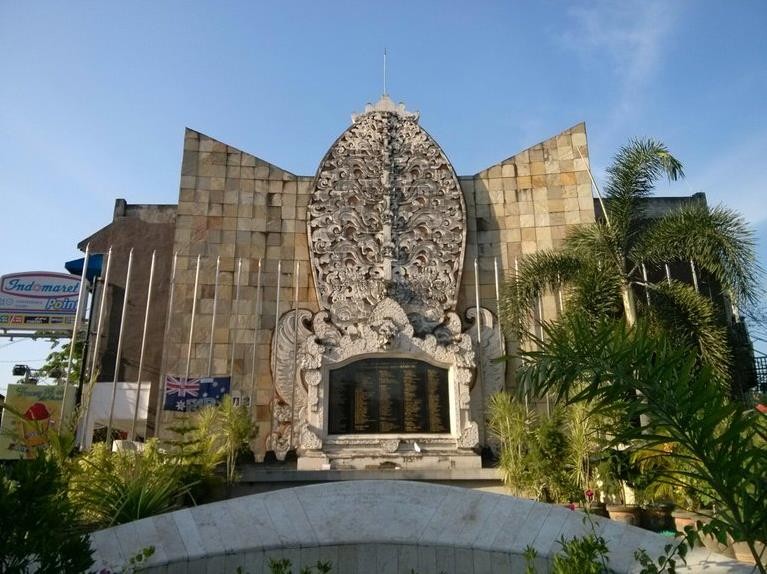 爆炸纪念碑The Bali bombing memorial