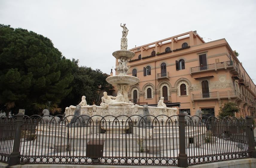 海王雕像喷泉Fontana di Nettuno