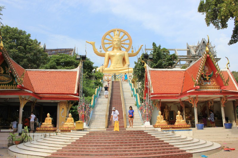 大佛寺(Wat Pra Yai)