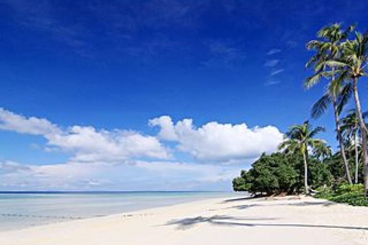 蓝通海滩(Laem Tong Beach)