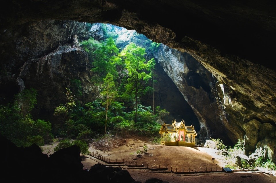 帕亚那空山洞(Tham Phraya Nakhon)