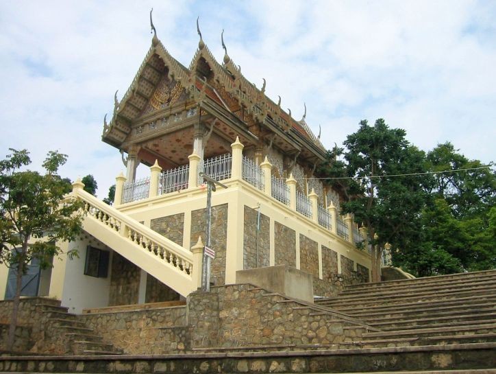 拷科瑞莱寺(Wat Khao Krailas)