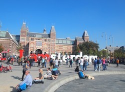 阿姆斯特丹国立现代美术博物馆