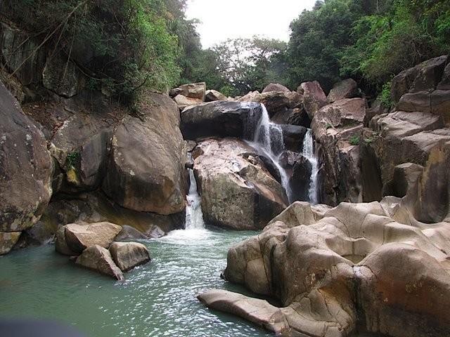 巴赫瀑布Ba Ho Waterfall