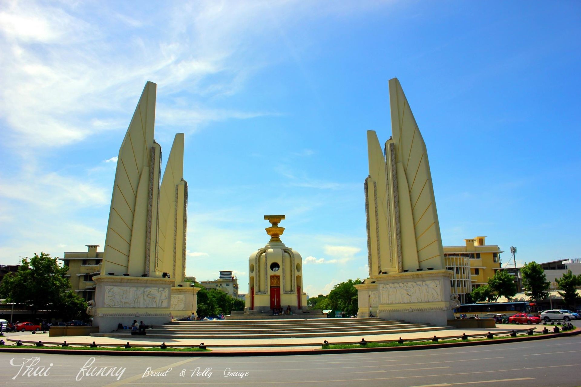 民主纪念碑(Democracy Monument)