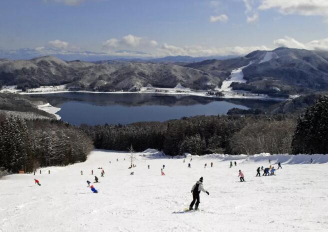 长野白马滑雪场图片