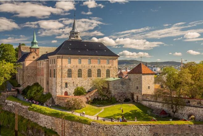 度假攻略 挪威自由行路线,挪威旅游景点推荐阿克斯胡斯城堡(挪威语