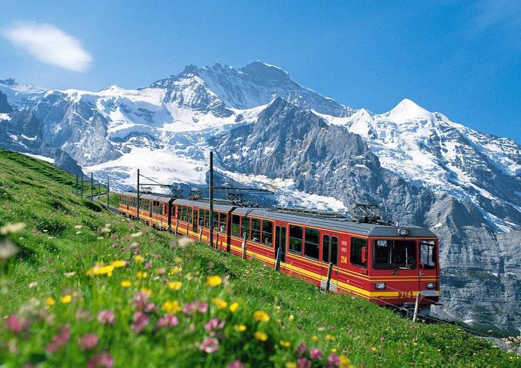瑞士少女峰是歐洲之巔嗎？