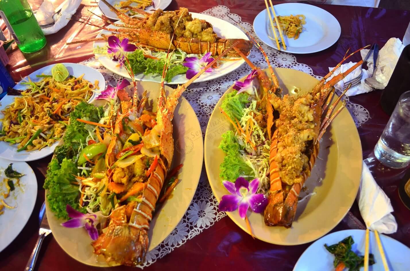 【携程美食林】济州市Samsunghyeol Haemultang餐馆,是济州岛很有名的海鲜锅专门店。满满一锅海鲜，味美料足，小鲍鱼、扇…