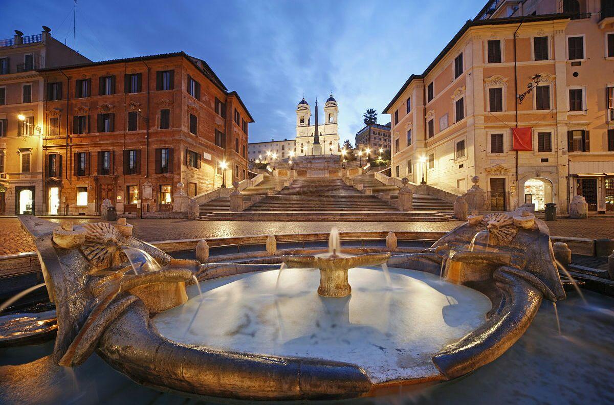 别墅坐落于罗马市的中心地段,四周景点众多,离意大利总督府