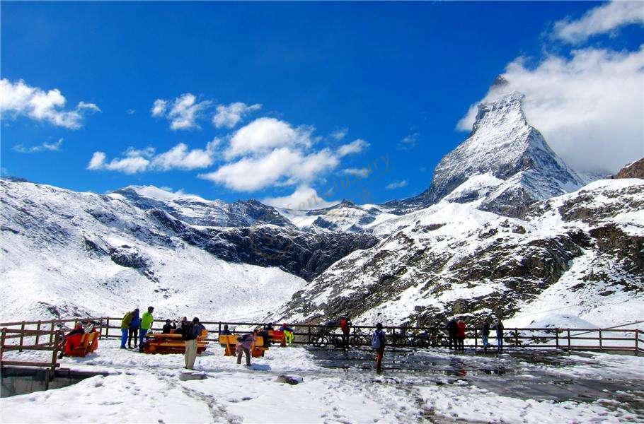 采尔马特滑雪