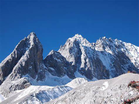 玉龙雪山