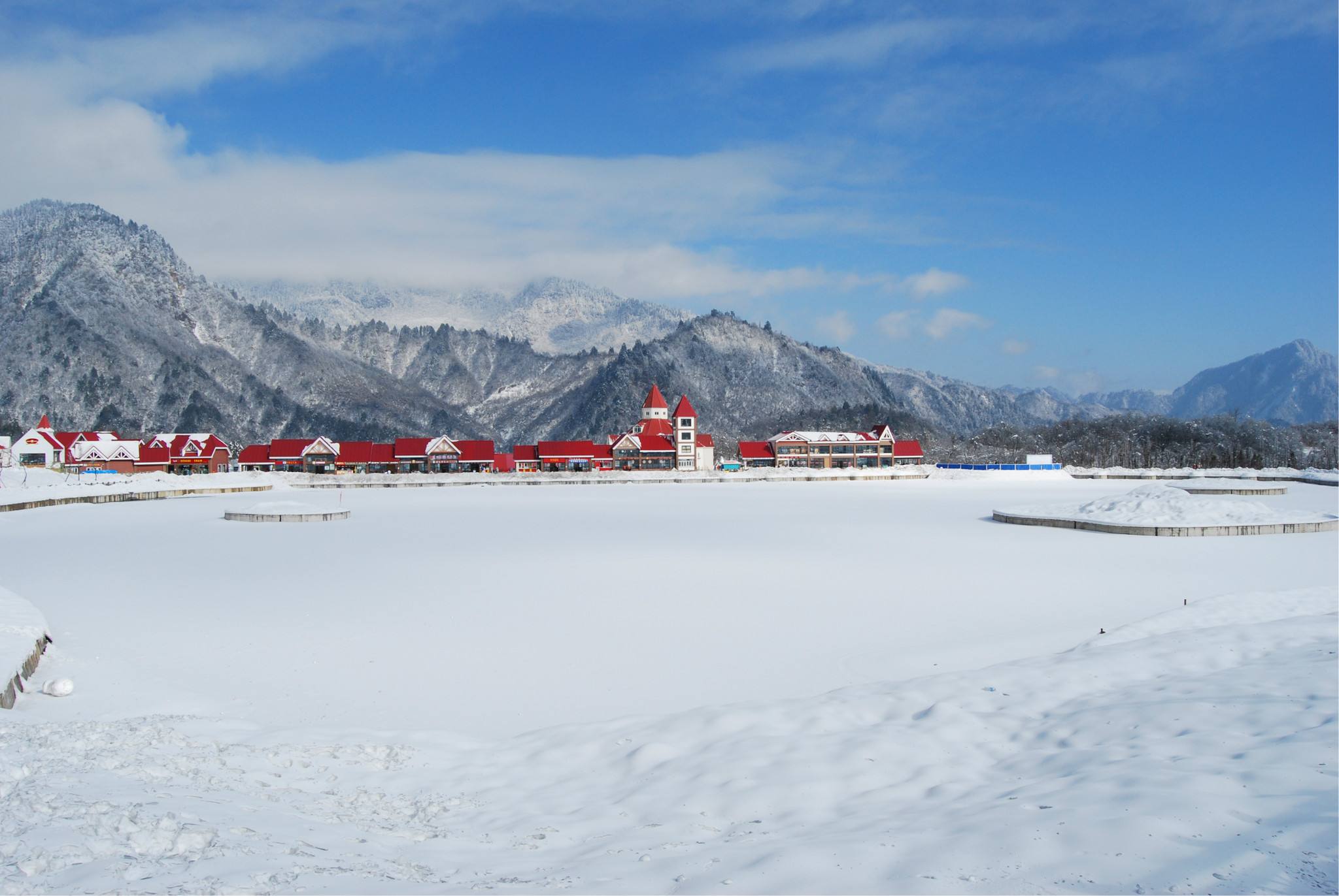 西岭雪山滑雪场