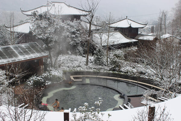 宝山温泉