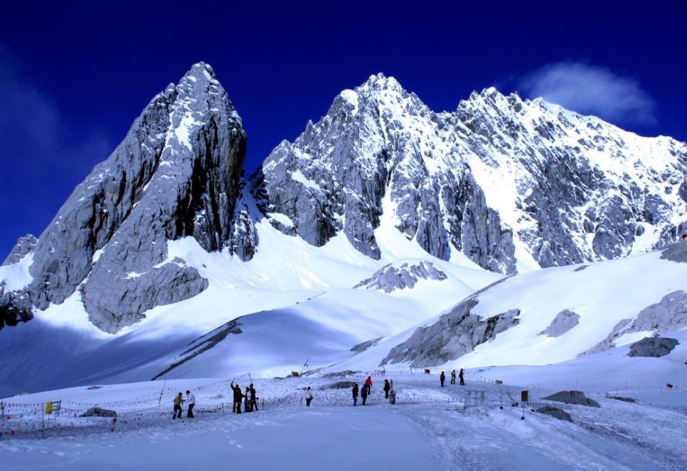 玉龙雪山