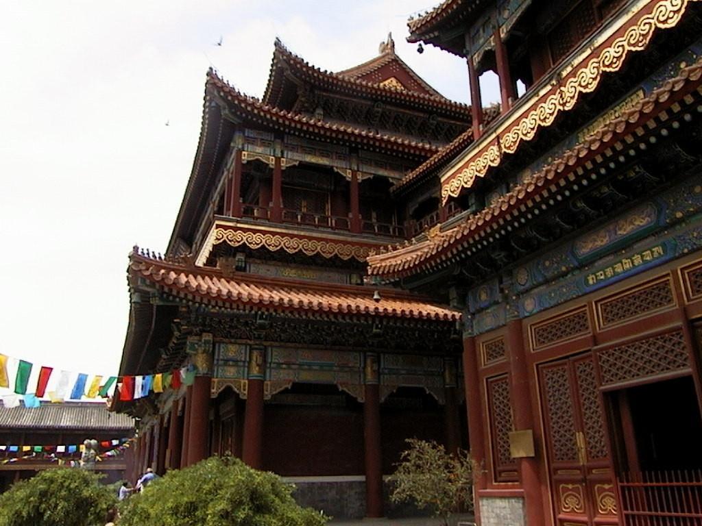 北京孔庙和国子监，皇帝祭祀孔子的场所和中央最高学府
