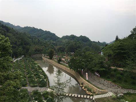 成都龙门山住宿