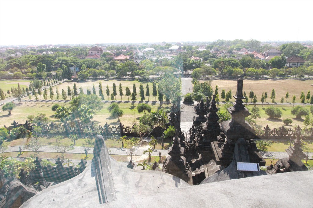 巴伊拉变调纪念碑Bajra Sandhi Monument