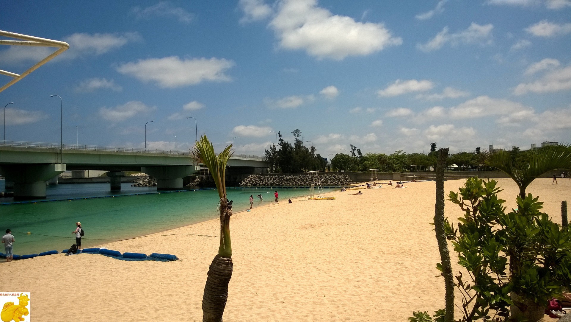 波之上海滩Naminoue Beach