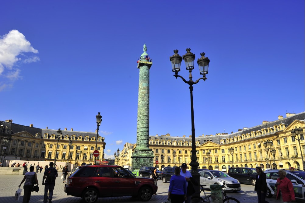 旺多姆广场Place Vendôme