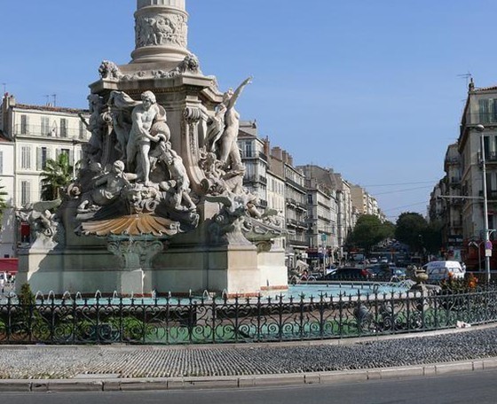 卡斯德兰喷泉圆环广场Place Castellane